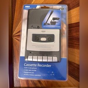 RCA RP3503 "Shoebox" Cassette Voice Recorder Personal Portable Player With Mic